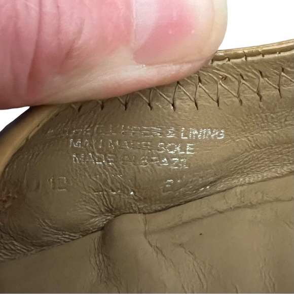 TORY BURCH Logo Ballet Flat Gold Reva Patent Iced Coffee Tan Beige Size 6.5 - Picture 13 of 13